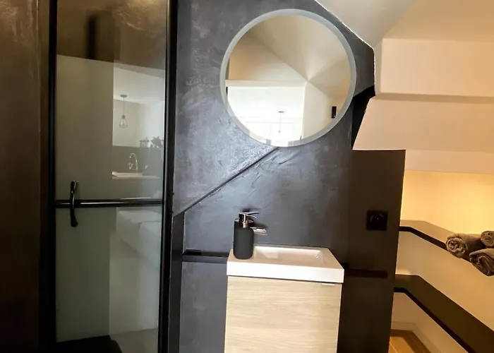 Apartment Beautiful Modern