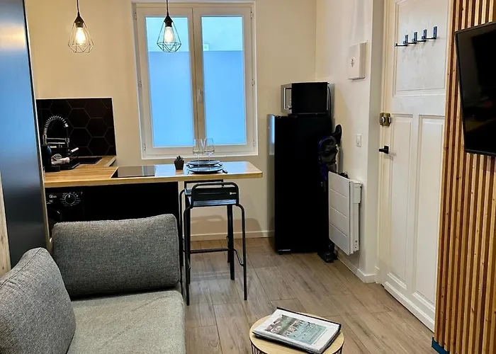 Beautiful Modern Apartment *